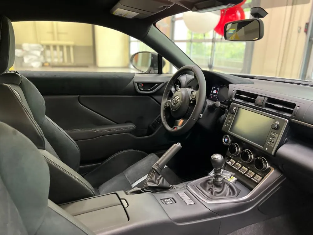 2022 Toyota GR86 Premium Manual in Halo White 13